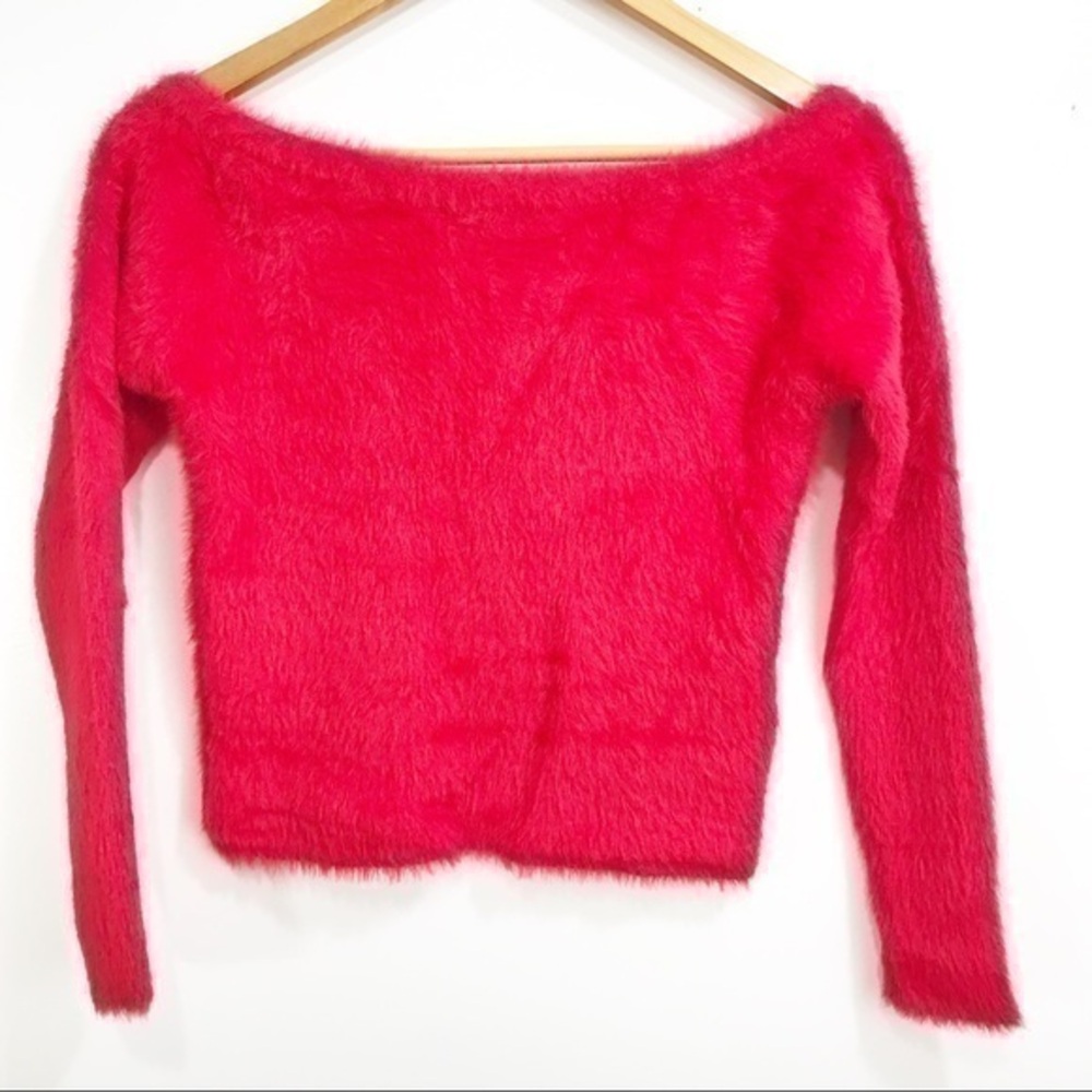 Divided women’s crop sweater Size M